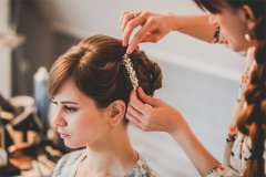 www.elena-zinn.de_Hochzeitsfrisur_Make-up_005